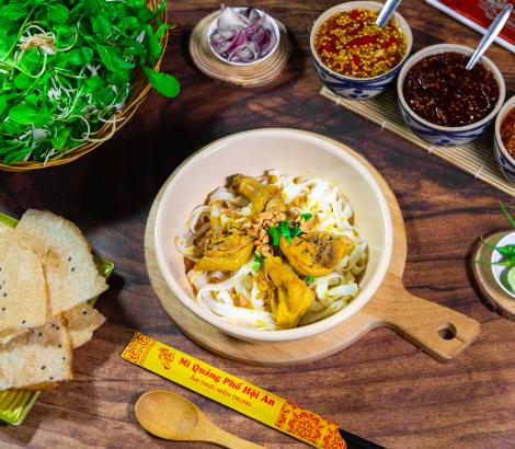 Mì Quảng Gà Ta 