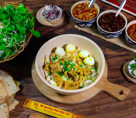 Mì Quảng Thịt + Trứng Cút